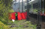 Tragedia w Ząbkach. Nie żyje pieszy. Wtargnął na tory w niedozwolonym miejscu