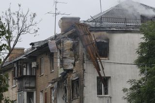 Rosja atakuje Kijów dronami i rakietami. Zełenski apeluje o przyspieszenie sankcji i dostawy broni