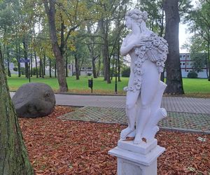 Park Zdrojowy i Krakowska Pijalnia Zdrojowa przy rondzie Matecznego