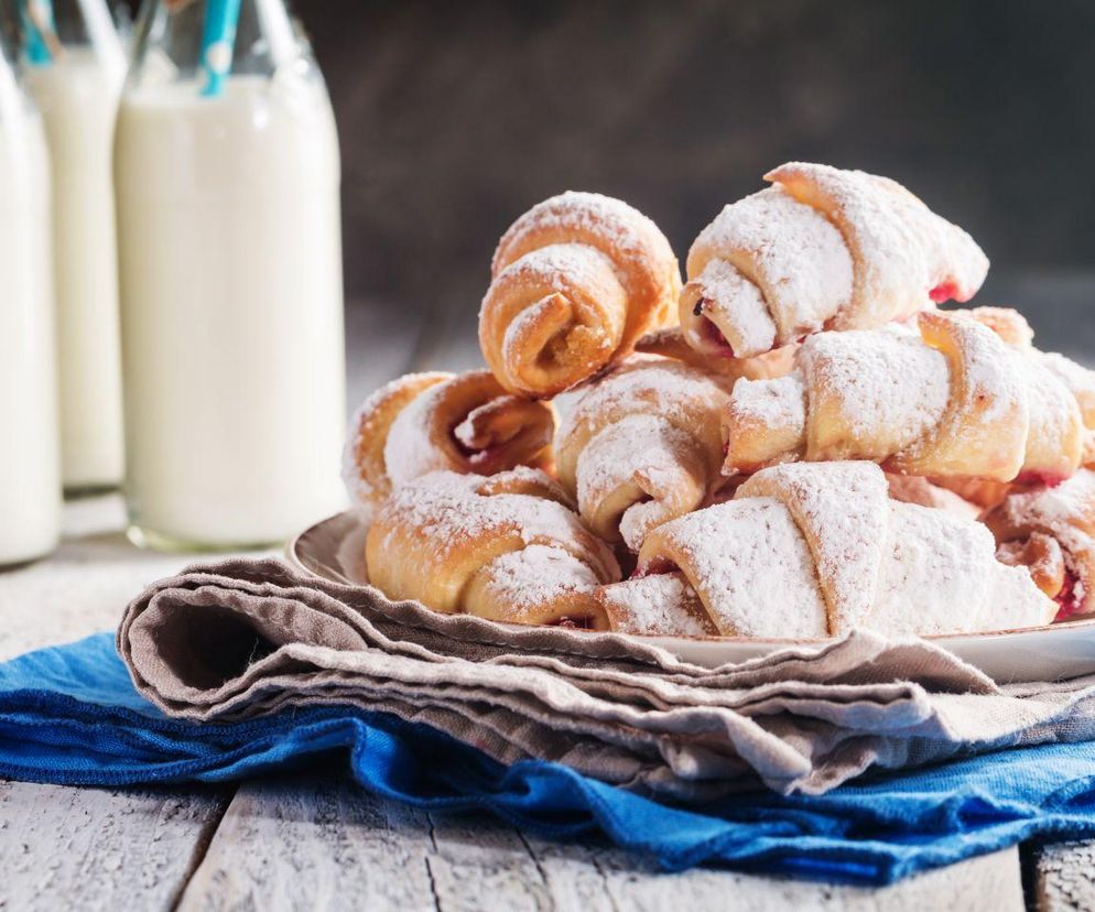 rogaliki twarogowe z czekoladą