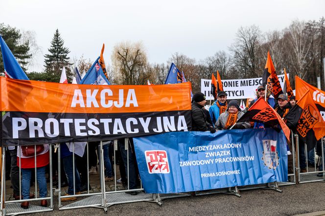 Konwencja KO w Gliwicach. Protest związkowców górniczych i hutniczych 