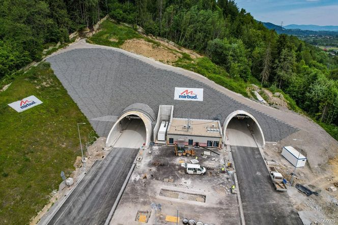 Tak wygląda obecnie budowa S1 Przybędza Milówka. Powstaną tu ogromne estakady, dwa tunele i centrum zarządzania ruchem