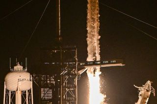 Start misji Axiom-4 ze Sławoszem Uznańskim-Wiśniewskim