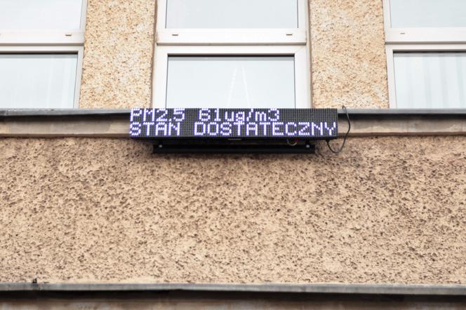 Pierwsza tablica pojawiła się na budynku Urzędu Miasta w Chorzowie