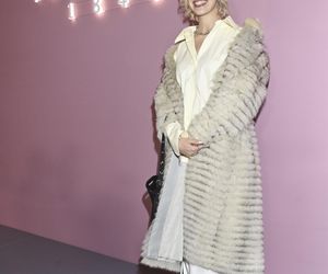 Smukła Wojciechowska, sportowa Nosowska i futrzasta Szroeder. Tłum gwiazd na imprezie marki biżuteryjnej