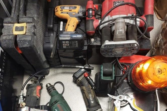 Na koncie ma liczne włamania i kradzieże.  Może trafić za kratki nawet na 10 lat!