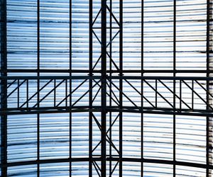 Pokrycia z tworzyw sztucznych w budownictwie przemysłowym