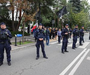 Policja przed Sejmem 6.08.2025