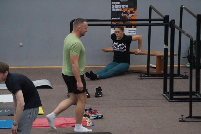 Ponad 300 osób ćwiczyło na SISU Arenie. Za nami ogólnopolski trening kalisteniki! 