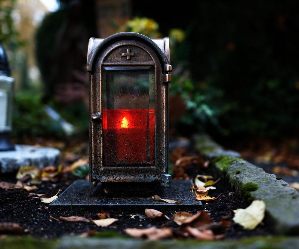 To jednak nie jest polska norma. Szczątki ludzkie można pochować z szacunkiem