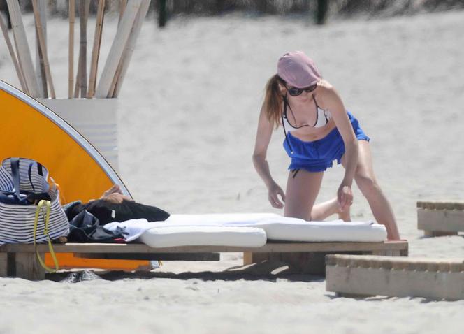 AGNIESZKA DYGANT Z RODZINĄ NA WAKACJACH W JURACIE_1PUBL.