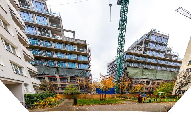 Budynek wielorodzinny przy ul. Mordechaja Anielewicza 15A w Warszawie