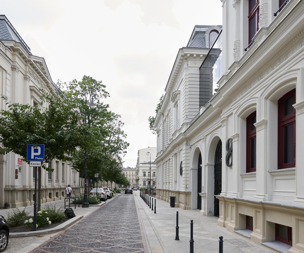 Ulica Moniuszki przechodzi zmiany! Kończy się remont zabytkowej willi [ZDJĘCIA]