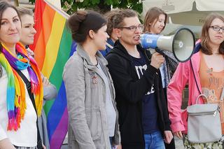 Białostoczanie uczcili Międzynarodowy Dzień Przeciw Homofobii, Transfobii i Bifobii IDAHOBIT 2019 [AUDIO]