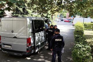 Nożownik z Chorzowa doprowadzony do prokuratury