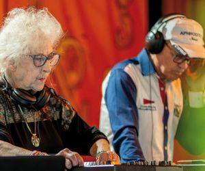 Najstarsza DJ-ka w Polsce zagra w Bytomiu. To będzie niezapomniana potańcówka