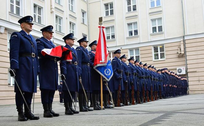 Wielkopolska policja. Uroczyste ślubowanie nowych policjantek i policjantów w Poznaniu