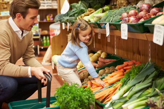 Chemia w żywności: lista najbardziej szkodliwych dodatków chemicznych. Jakich produktów unikać?