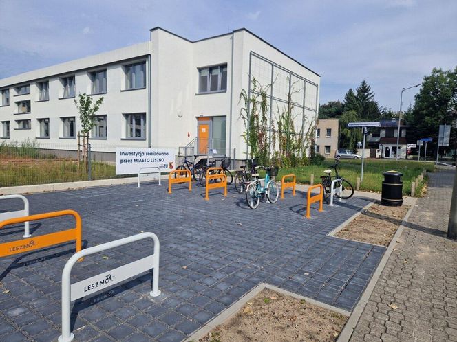 Nowy parking rowerowy w Lesznie