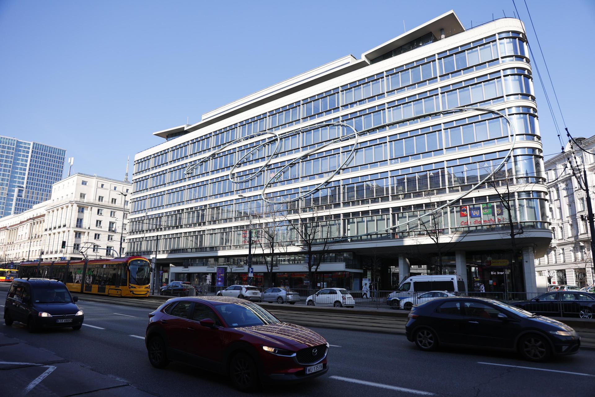 Warszawskie neony z PRL-u - zobacz zdjęcia iluminacji i sprawdź, gdzie je znaleźć