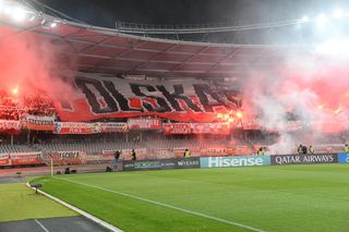 Litwa - Polska: Stadion zapłonął! Wielkie racowisko polskich kibiców z oprawą w Kownie