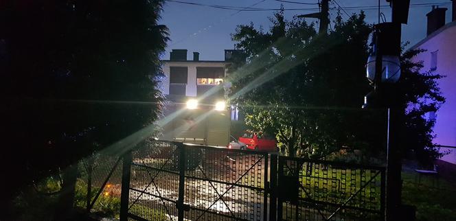 Krajobraz po burzach i ulewach na Śląsku i w Zagłębiu. Zalało ulice Czeladzi, Bytomia, Rudy Śląskiej [ZDJĘCIA,WIDEO]