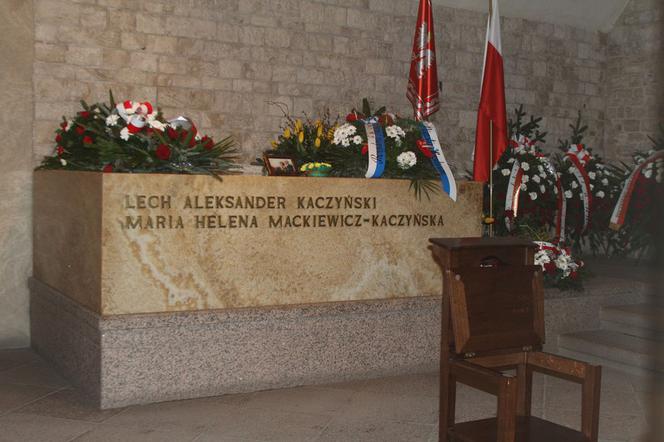 Grób Lecha i Marii Kaczyńskich na Wawelu