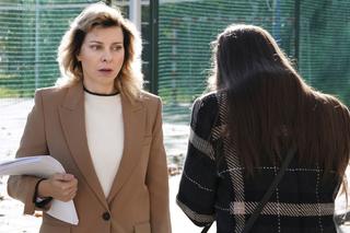 Barwy szczęścia odc. 2798: Dorota Kujawiak (Karina Seweryn), Gabrysia (Marta Juras)