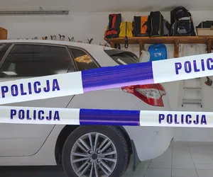 Zwłoki mężczyzny w garażu. Miał ranę szyi! Co się stało?!