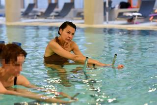 Anna Popek na basenie