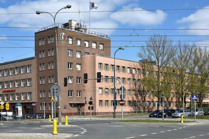 Szkoła Główna Służby Pożarniczej w Warszawie/fot. Wikimedia Commons