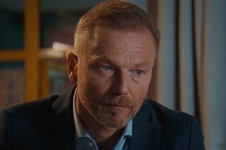 	M jak miłość odc. 1699. Andrzej Budzyński (Krystian Wieczorek)