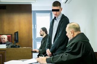 Masakrował sąsiada aż połamał nóż