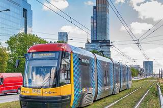 Tramwaj promujący Superpuchar UEFA na ulicach Warszawy