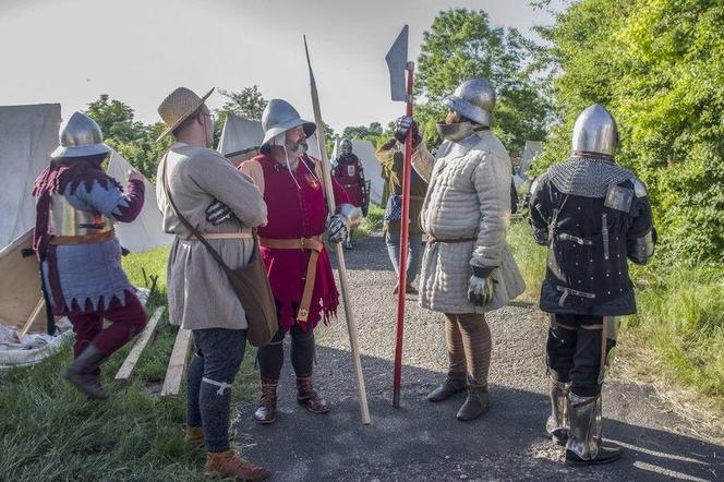 Rekonstrukcje historyczne, czyli rycerstwo w XXI wieku...