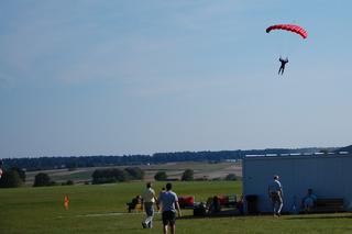 Skydive Chełm: Oderwij się od ziemi i wyskocz!