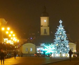 Świąteczna choinka na Rynku Kościuszki w Białymstoku