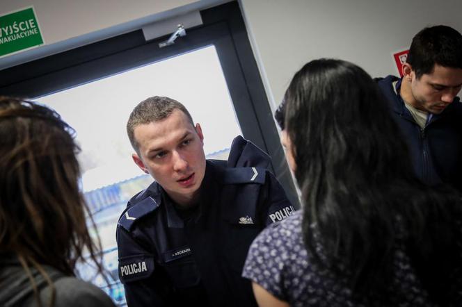 Ratownikowi już "nie podskoczysz". Medycy przeszli szkolenie z samoobrony