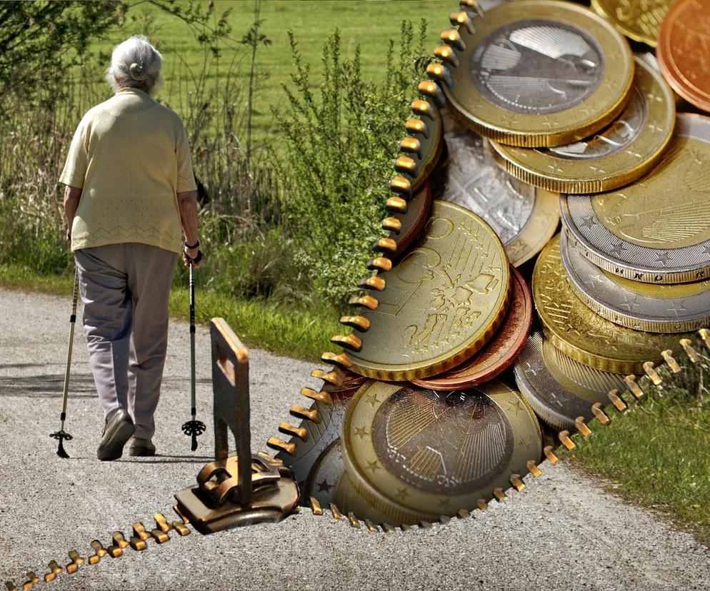Coraz więcej groszowych emerytur dla seniorów