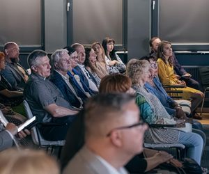 Decyzją Kapituły Nagrodę Główną w Konkursie zdobyła Dorota Filipiak za książkę  „Bug z Tobą. Historie o życiu i śmierci na wsi nadbużańskiego Podlasia”