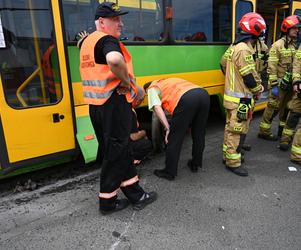 Dwa tramwaje zderzyły się 8 bm. na ul. Hetmańskiej w Poznaniu. Poszkodowanych zostało 15 osób. Jedna jest w stanie ciężkim