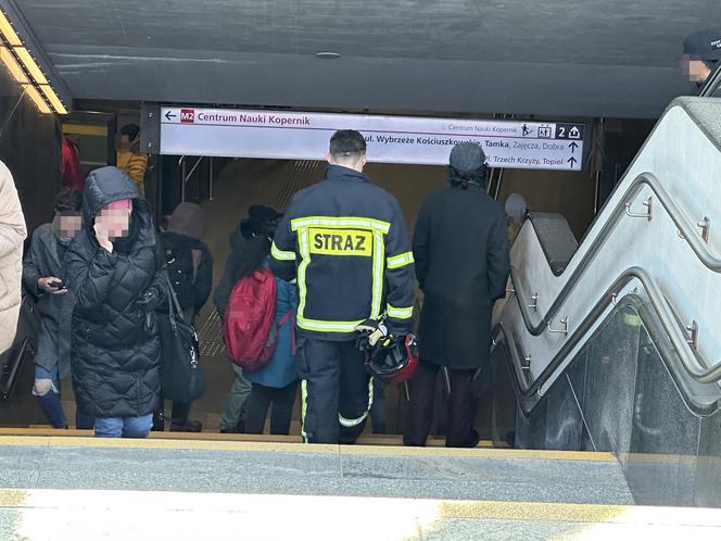 Tragedia na stacji metra Centrum Nauki Kopernik. Nie było szans na ratunek 