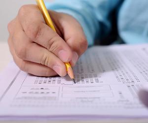 Próbna matura 2023 - poziom rozszerzony. Ile trwa i jakie są zadania na maturze rozszerzonej?