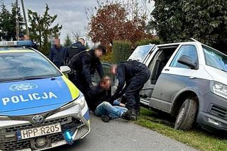 Brawurowa ucieczka skradzionym autem. Myśleli, że zgubią policyjny pościg