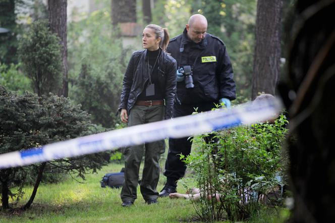 Na krawędzi 2 sezon odc. 4. Lena Korcz (Kamilla Baar)