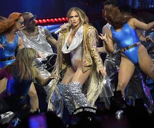 Oto sekret 56-letniej Jennifer Lopez. Ten zestaw ćwiczeń pozwala jej zachować sylwetkę bogini 