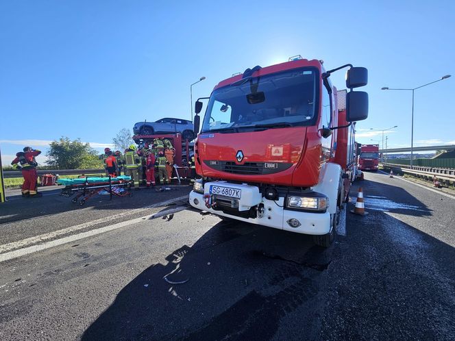 Wypadek dwóch ciężarówek na A4. Jedna osoba ranna, ogromne utrudnienia w kierunku Wrocławia