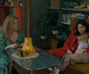 Barwy szczęścia, odcinek 3180. Żabcia (Hanna Klepacka), Natalia (Maria Dejmek), Lea (Lena Sobota)