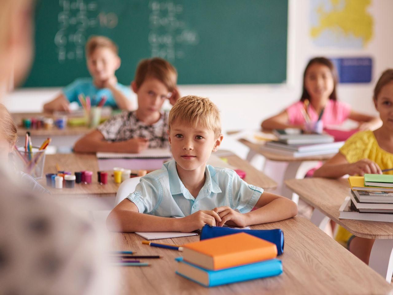 Edukacja Zdrowotna wywołała burzę. Rodzice mogą wypisać dzieci, Kościół grzmi: „Depr…