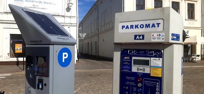 Parkingowa rewolucja w Nowym Sączu nabiera tempa.  W poniedziałek ruszą nowe parkomaty!